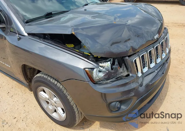 1C4NJCBAXGD801189: 43147855