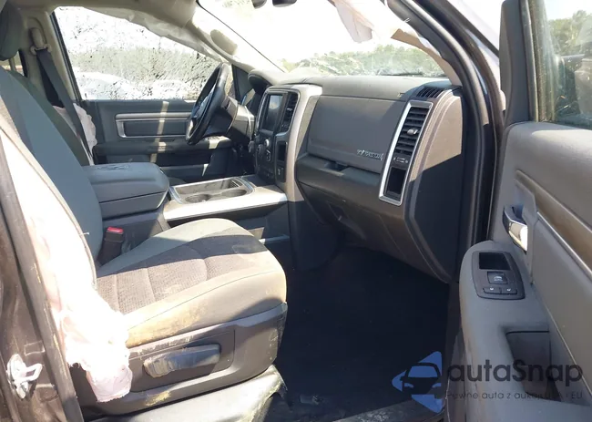 3C6RR7LT8HG506329: 43147900