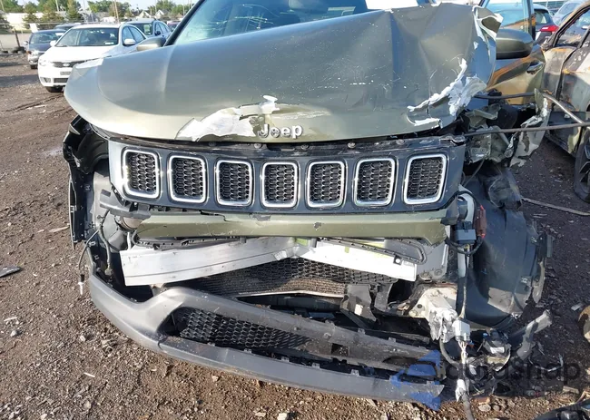 3C4NJDBBXKT657077: 43147917