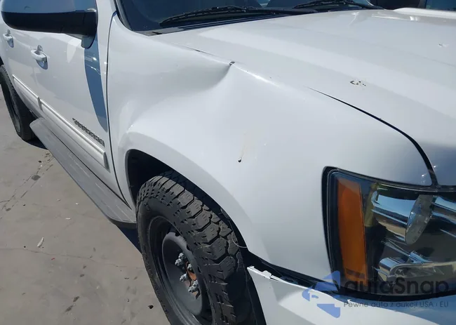 1GNSCJE08DR102735: 43149079