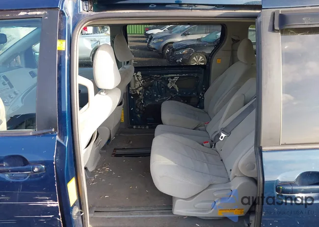 5TDKK3DCXBS051840: 43149086