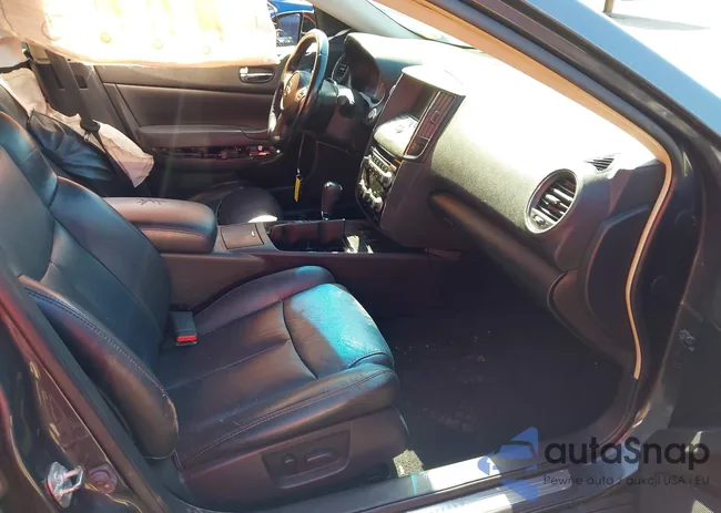 1N4AA5AP0BC844766: 43149098