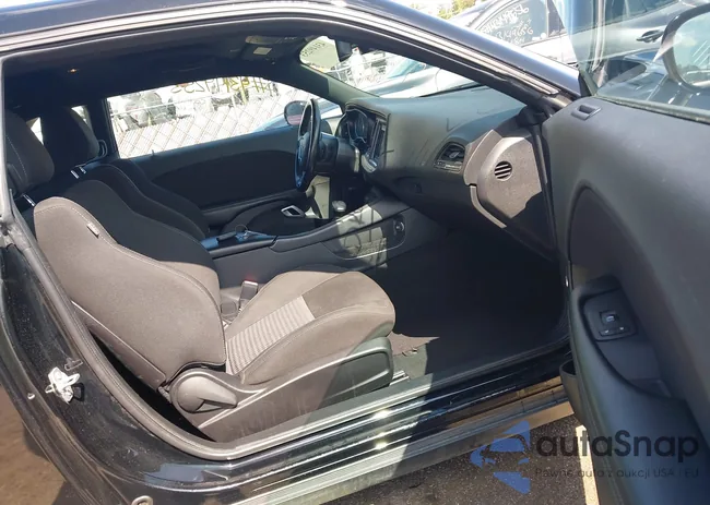 2C3CDZJG4PH538700: 43149253