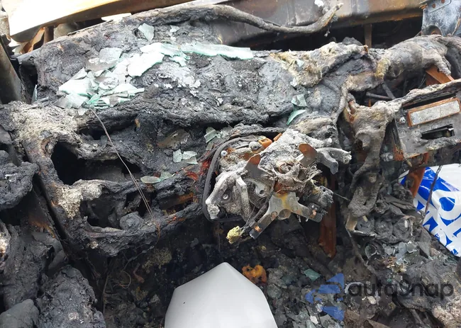 JT2BG22K2Y0446475: 43149254