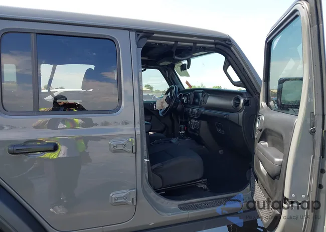 1C4HJXDM8NW246692: 43149273