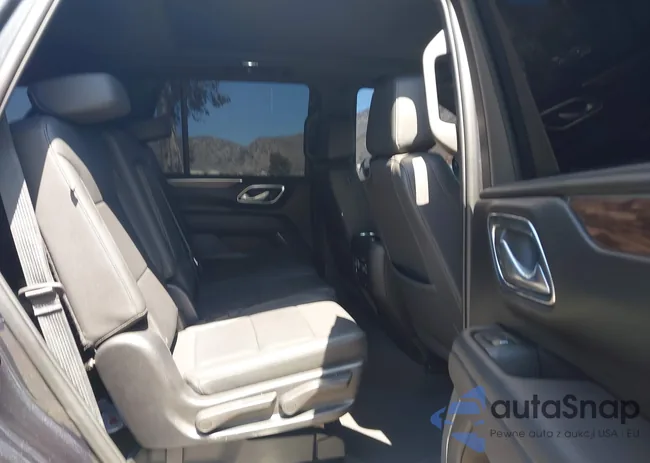 1GNSCNKD7NR349180: 43149380