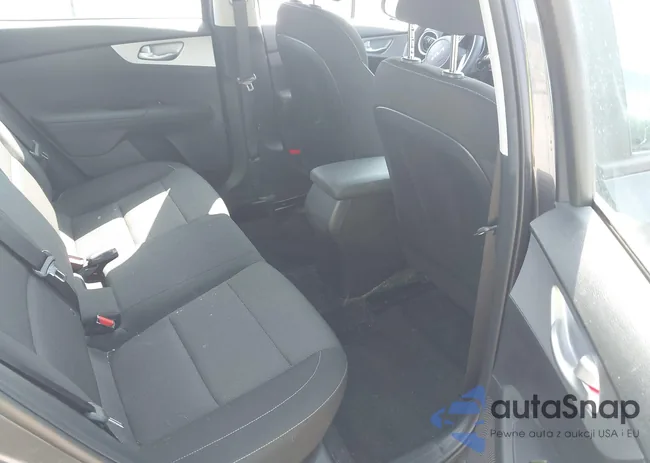 3KPF24AD7RE751484: 43149611