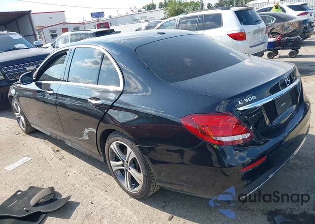 WDDZF4JB4JA480056: 43148694