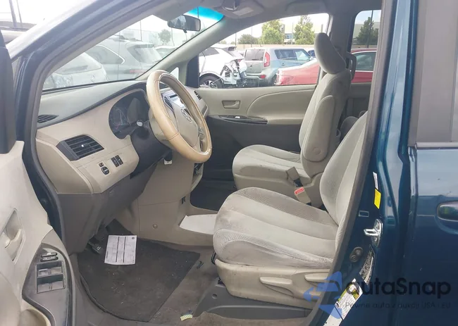 5TDKA3DC8BS006818: 43148731