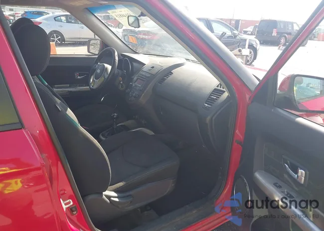 KNDJT2A67C7395462: 43148815