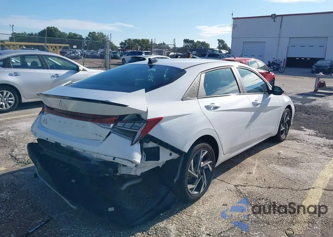 KMHLM4DJXSU123355: 43148865