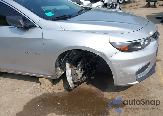 1G1ZB5STXHF215165: 43150168