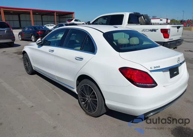 W1KWF8EB9MR648512: 43150176