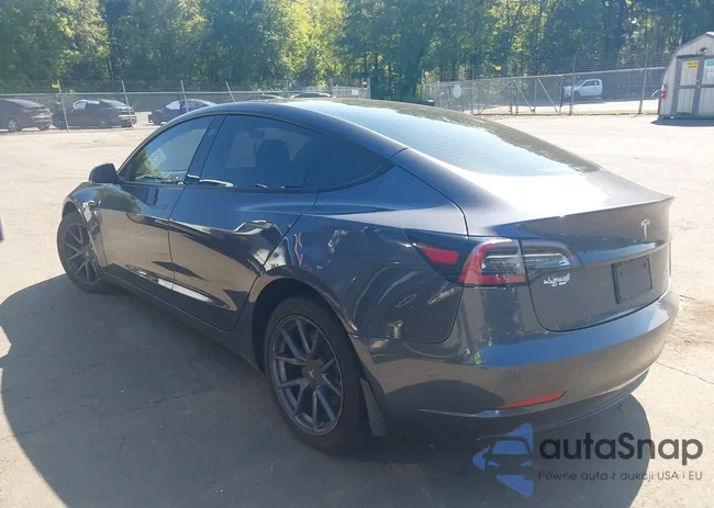 5YJ3E1EB7NF323825: 43150254