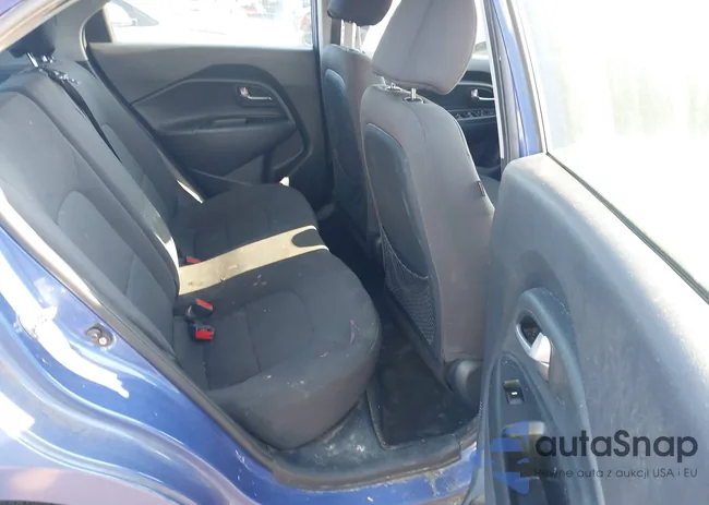 KNADN5A35C6090852: 43150322