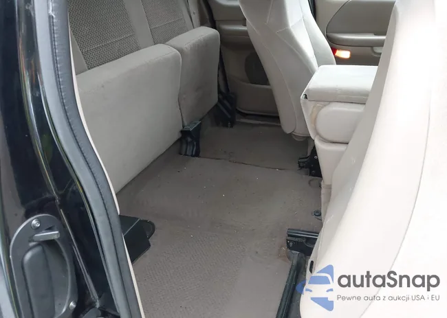 1FTRX18L81NB01573: 43150501