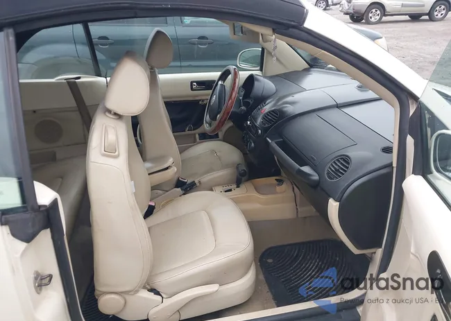 3VWRF31Y38M404217: 43150540