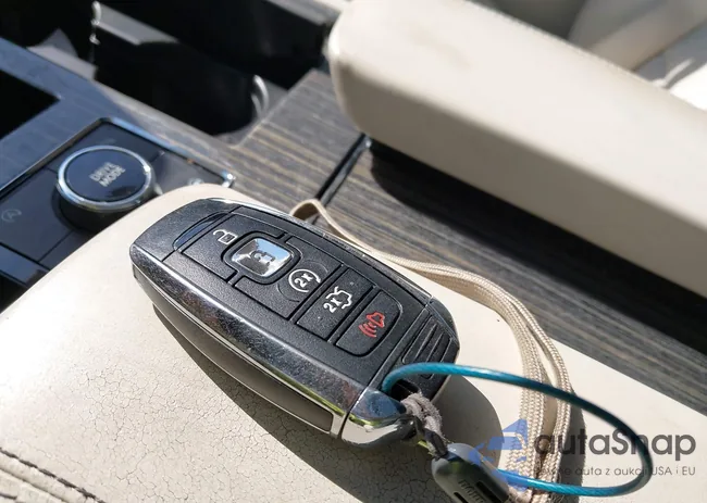 5LMJJ2TTXJEL06641: 43149838