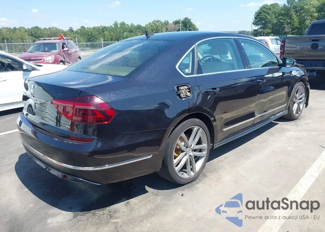 1VWMA7A37KC011771: 43151195