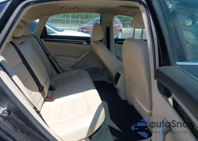 1VWMA7A37KC011771: 43151195