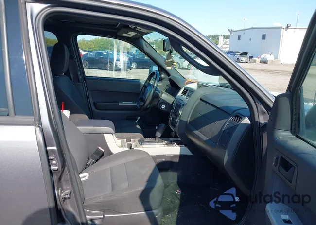 1FMCU9DG9CKB61304: 43151378