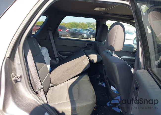 1FMCU9DG9CKB61304: 43151378