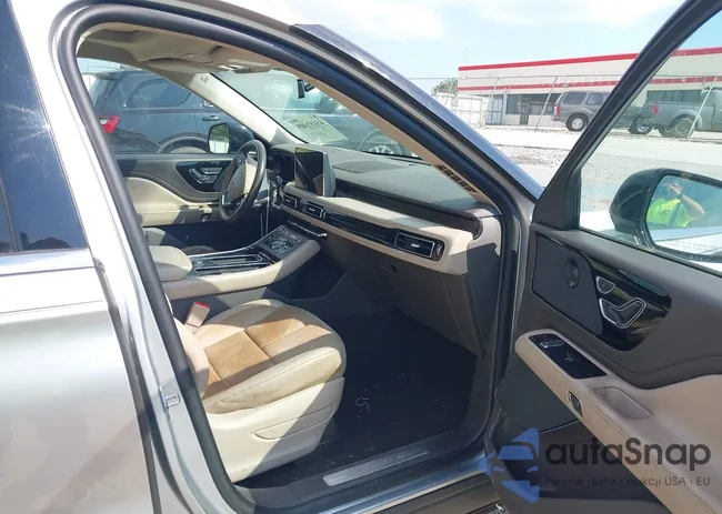 5LM5J7WC2MGL14333: 43151409