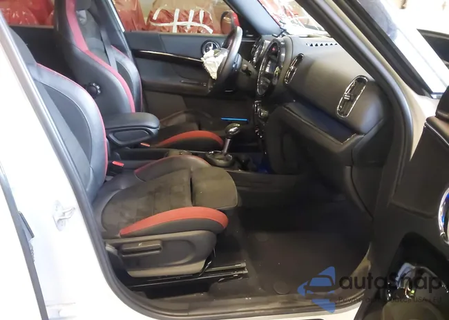 WMZYV9C50K3F03063: 43151449