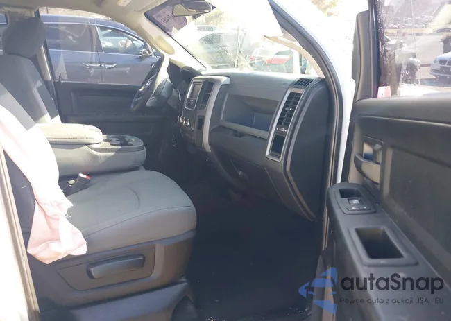 1C6RR6FT7JS299422: 43151453