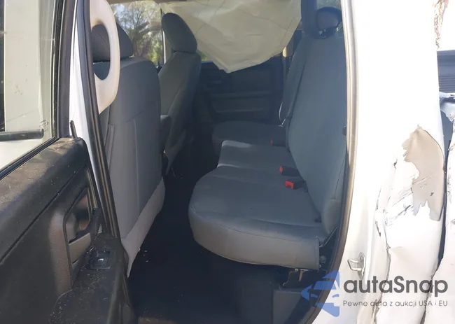 1C6RR6FT7JS299422: 43151453