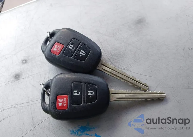 2T3ZFREV0JW511221: 43151485