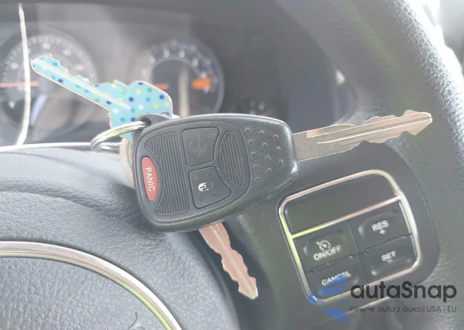 1C4NJDBB1GD662780: 43151524