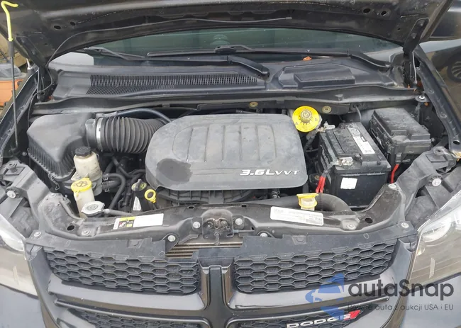 2C4RDGEG9JR331760: 43151565