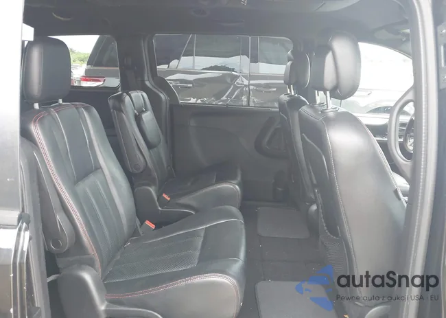 2C4RDGEG9JR331760: 43151565