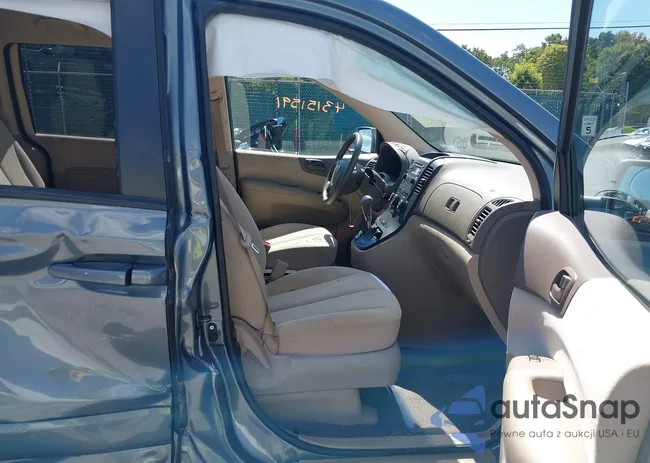 KNDMB233886239320: 43151591