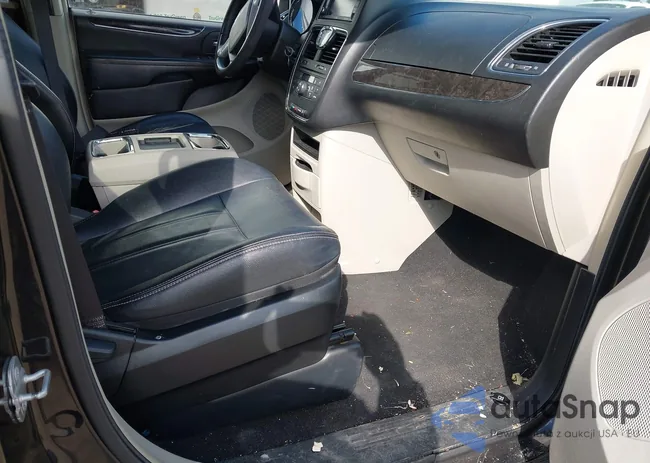 2C4RC1BG7ER439174: 43150814