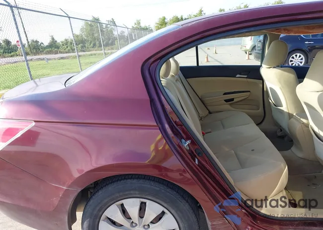 1HGCP2F3XCA089582: 43150844