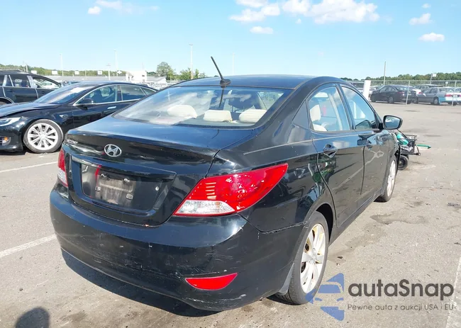 KMHCU4AE0CU186618: 43151040