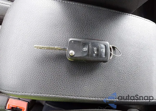 3VWDB7AJ8HM265153: 43152214