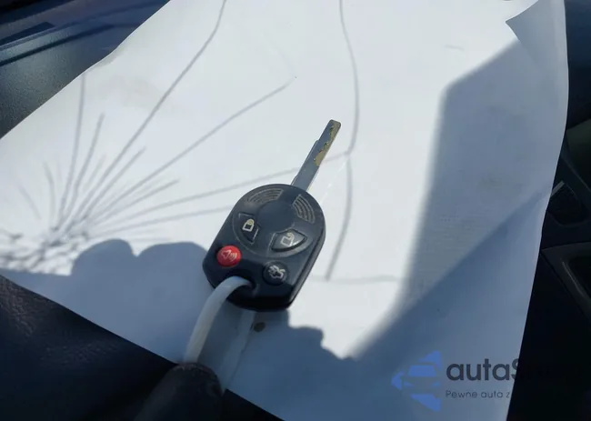 1FAHP3M29CL237381: 43152236