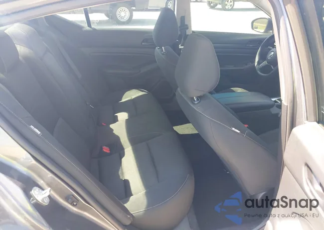 1N4BL4BV7RN404192: 43152357