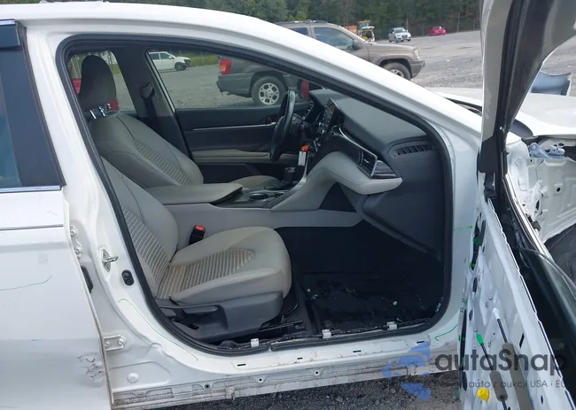 4T1G11AK9MU513274: 43152404