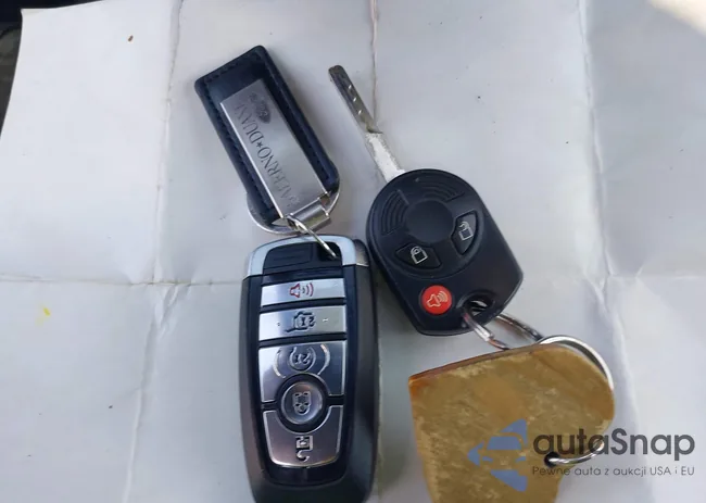 1FMCU9NA0RUB22463: 43152471