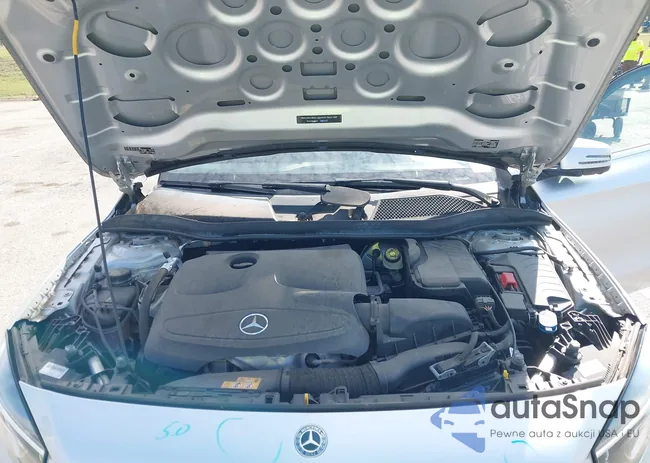 WDCTG4GB2KU004483: 43152553