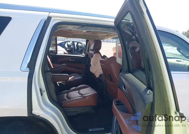 1GYS3BKJ1GR131326: 43152557