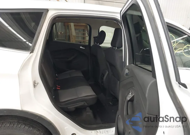 1FMCU9GD6KUC54768: 43152608