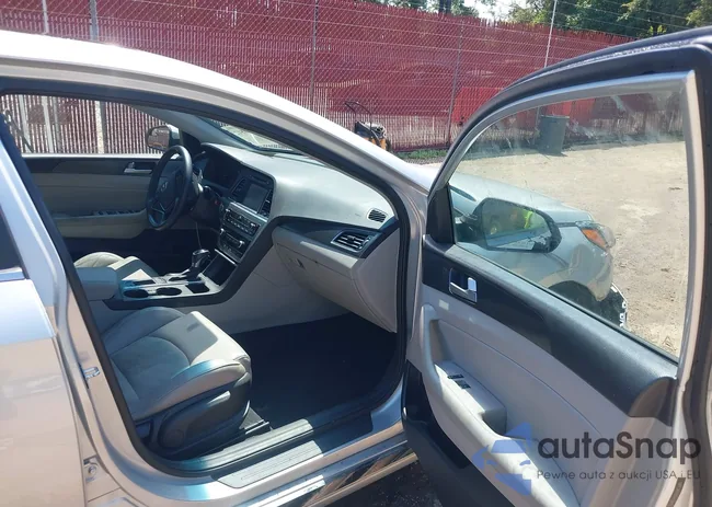 5NPE34AF8GH412879: 43151842