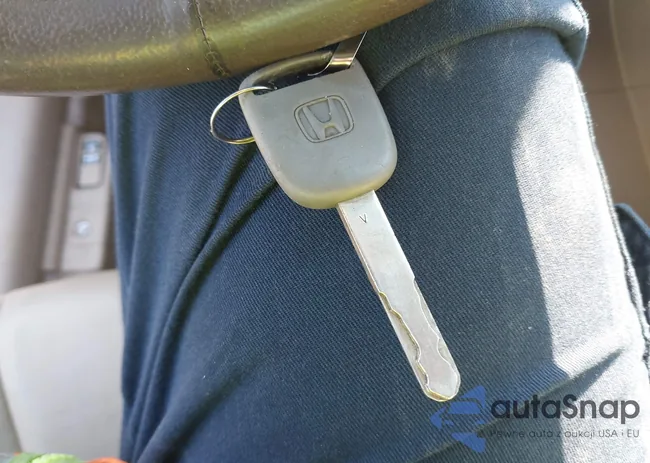 1HGCM66574A009190: 43152033