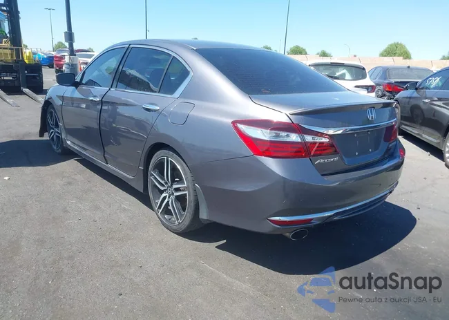 1HGCR2F57HA295221: 43153050