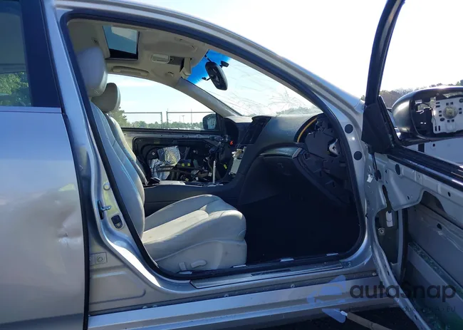 JN1CV6AR8FM650035: 43153079